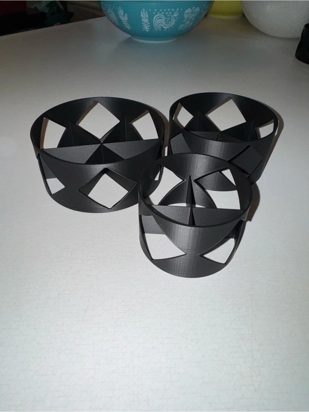 3D Printed Pyrex Bowl Risers - Picture 2 of 3